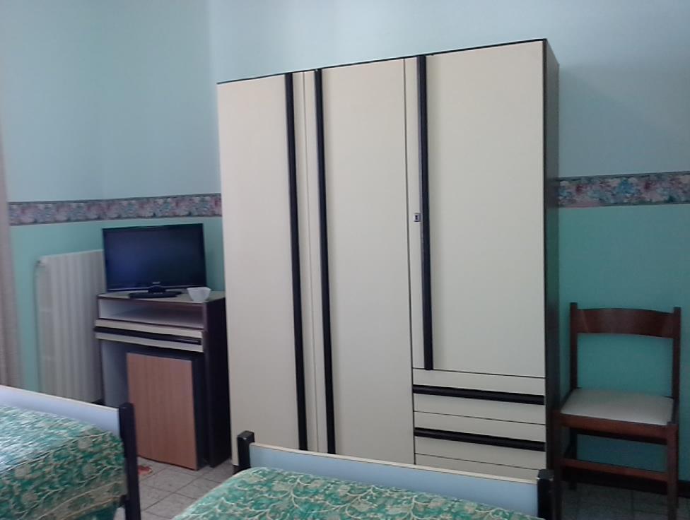 פינטו Hotel Bristol מראה חיצוני תמונה
